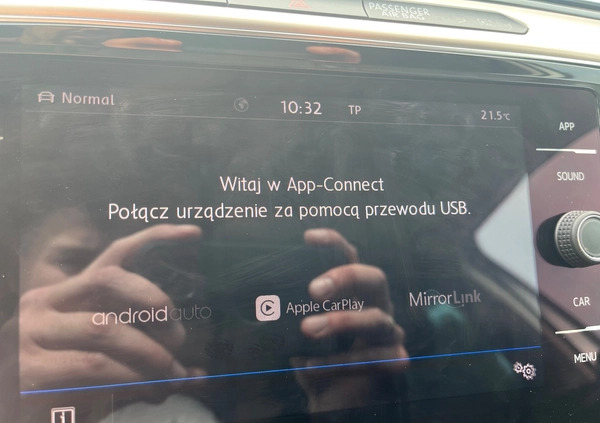 Volkswagen Passat cena 92000 przebieg: 164891, rok produkcji 2019 z Chęciny małe 781